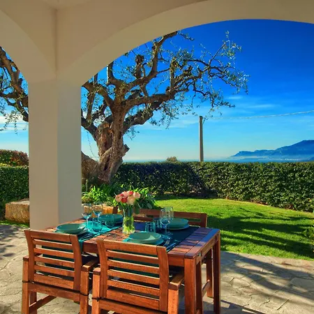 Casa Con 2 Da Letto,piscina Jacuzzi Ac Wifi E Bici Elettriche