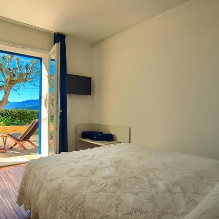 Casa vacanze Casa Con 2 Da Letto,piscina Jacuzzi Ac Wifi E Bici Elettriche *
