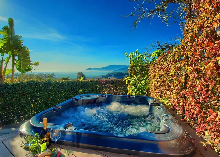 Casa Con 2 Da Letto,piscina Jacuzzi Ac Wifi E Bici Elettriche Сasa de vacaciones