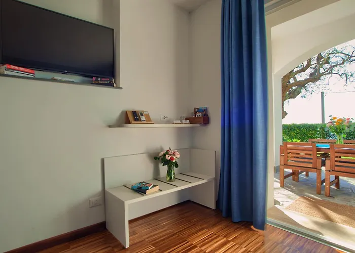 Casa Con 2 Da Letto,piscina Jacuzzi Ac Wifi E Bici Elettriche * Bordighera