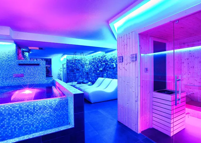 Casa Con 2 Da Letto,piscina Jacuzzi Ac Wifi E Bici Elettriche Vakantiehuis *